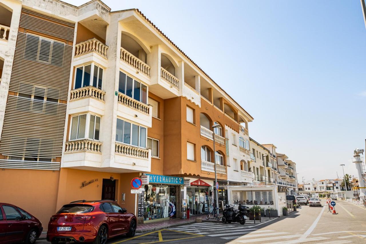 Welcs Apartamento 010 Emp Con Vistas Al Puerto Empuriabrava Luaran gambar